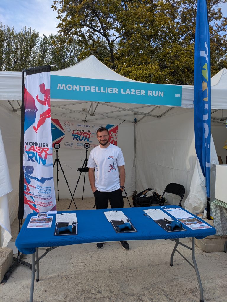 Stand Laser Run Montpellier sur le village du Montpellier Run Festival
